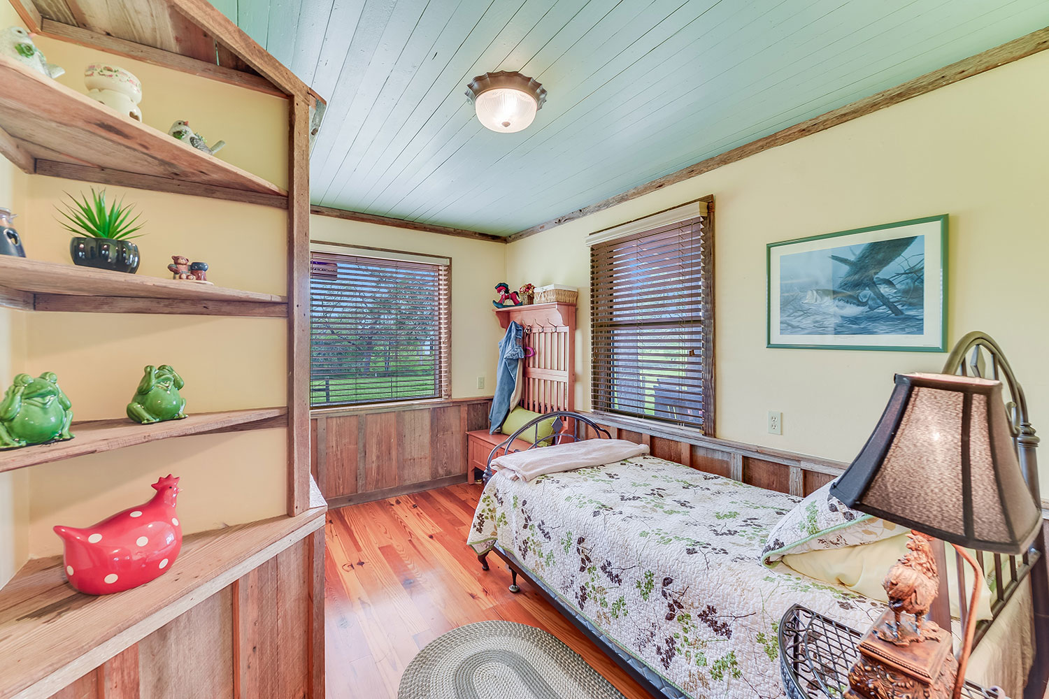 039_Guest House-2nd-Bedroom